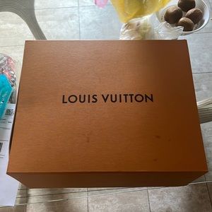 Louis Vuitton magazine with Large box